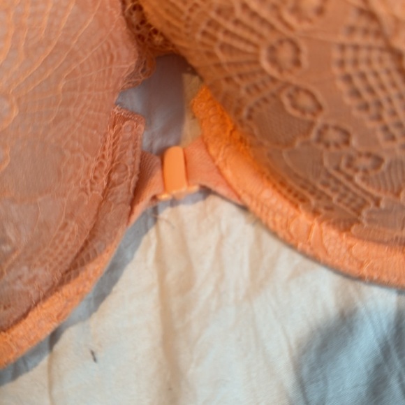 Victoria secret size 34d clip in the front lace bra! - Picture 7 of 9